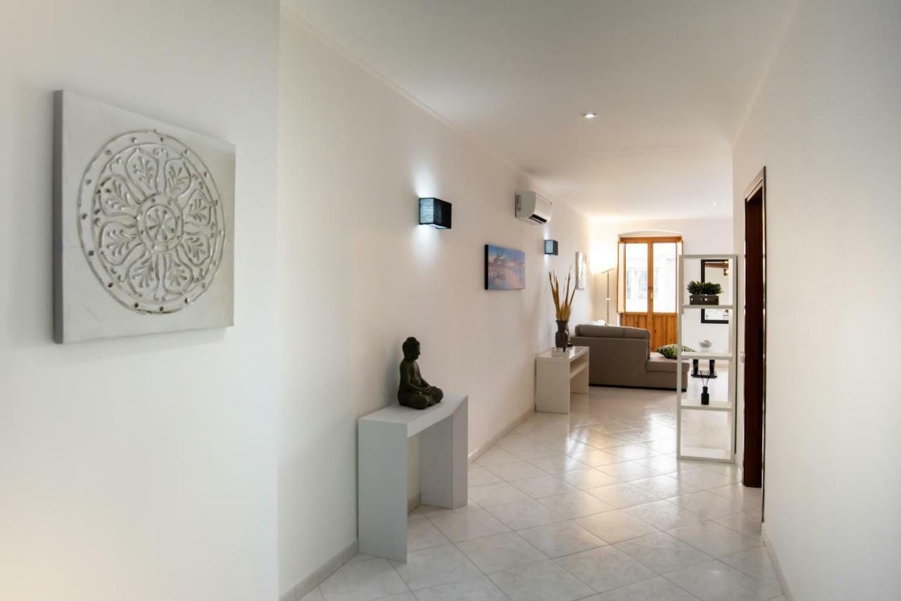 Apartamento La Casa Nel Corso Cagliari Exterior foto